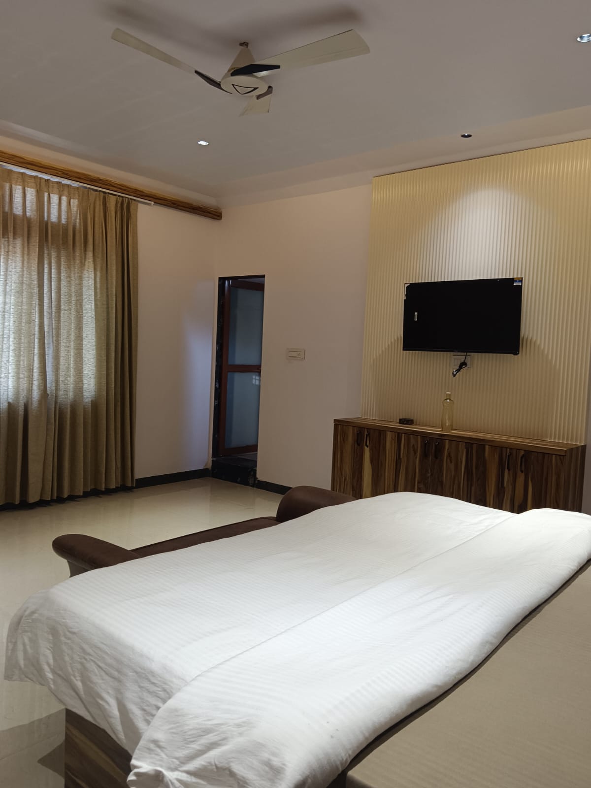 WhatsApp Image 2026-03-25 at 11.53.48 AM